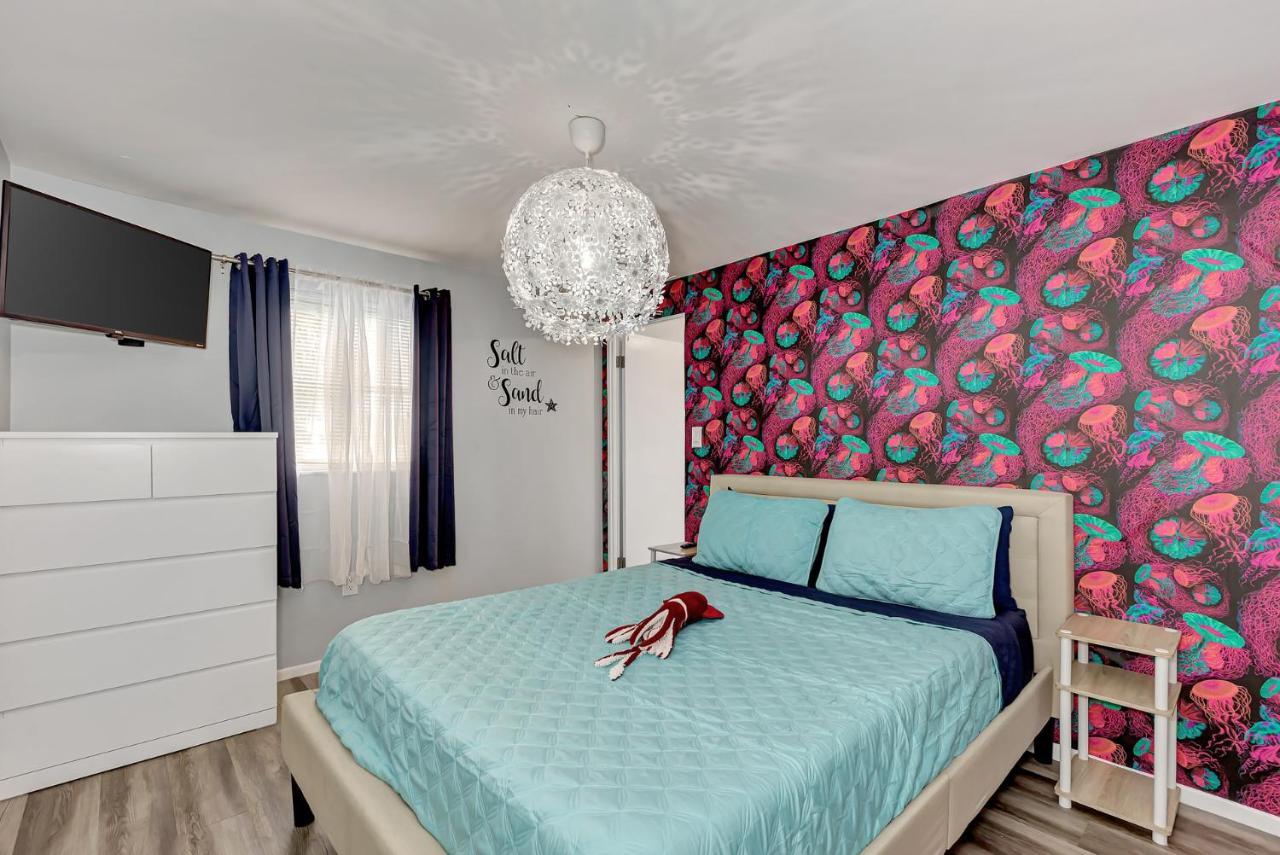 Mermaid House With Pool Jacuzzi Steps To Siesta Key Beach Sarasota Exteriör bild