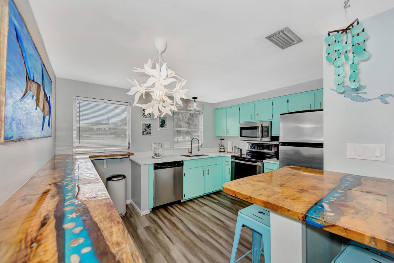 Mermaid House With Pool Jacuzzi Steps To Siesta Key Beach Sarasota Exteriör bild