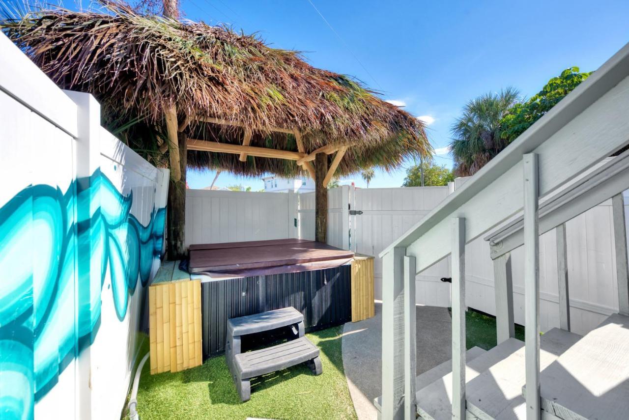 Mermaid House With Pool Jacuzzi Steps To Siesta Key Beach Sarasota Exteriör bild